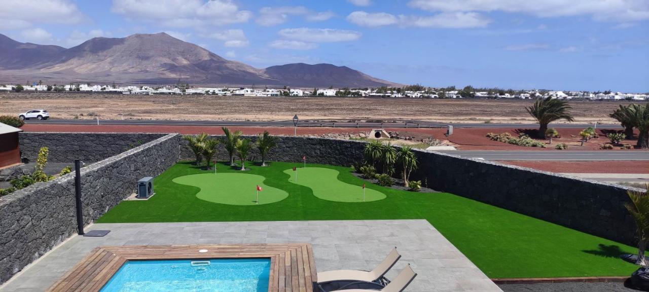 Villa Geneva - Relax Y Diversion Playa Blanca  Exteriör bild